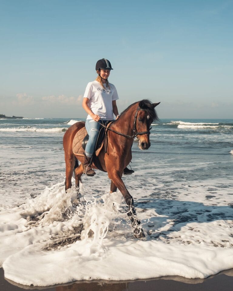 Salty-cowboy-homes12